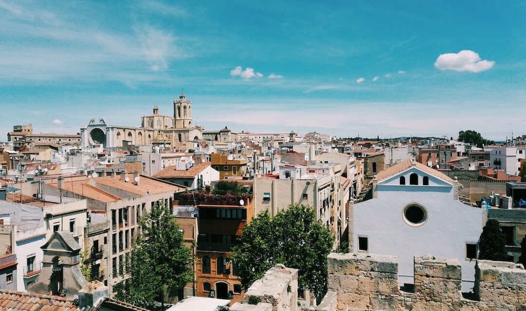 Descubre Tarragona: 10 Lugares Imprescindibles que Ver
